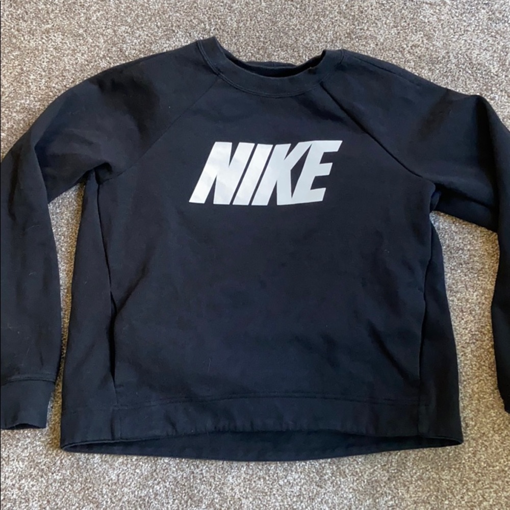 Nike cropped crewneck